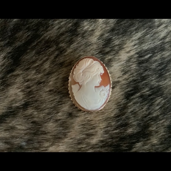 14K Yellow Gold Shell Cameo Pin/Pendant